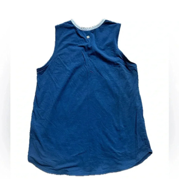 Sherpa Adventure Gear Maya Embroidery Sleeveless Top Medium - Picture 3 of 5